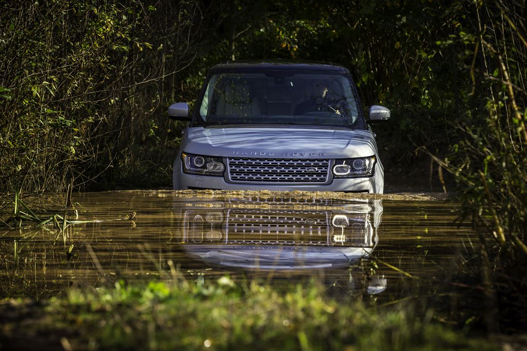 RANGE ROVER UND RANGE ROVER SPORT ALS DIESEL-HYBRID