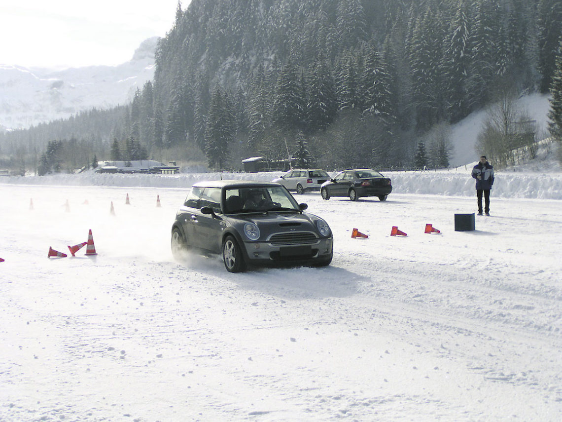 4×4 Schweiz verlost gemeinsam mit dem TCS (Sektion BEO) ein Winterfahrtraining.