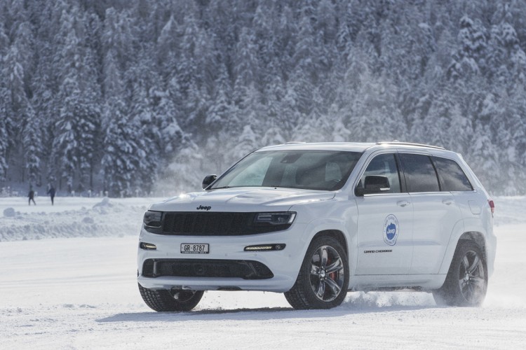 Jeep Winterfahrtraining Grand Cherokee SRT