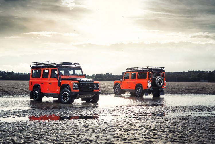 Land Rover DEFENDER „CELEBRATION“ SERIE Adventure