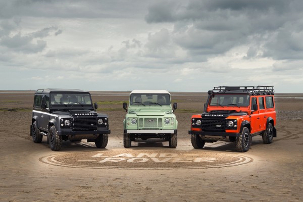 Land Rover DEFENDER „CELEBRATION“ SERIE Family