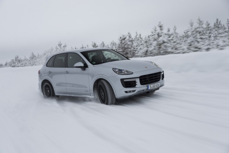 Porsche_Cayenne_GTS.jpg