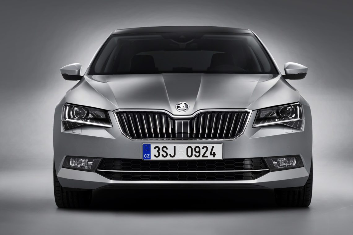 Skoda Superb 4x4 Front