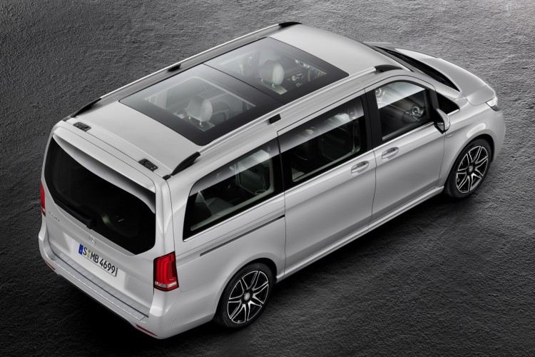 4x4Schweiz News Mercedes-Benz V-Klasse AMG Line Das Panorama-Glasschiebedach ist ab Ende des Jahres bestellbar