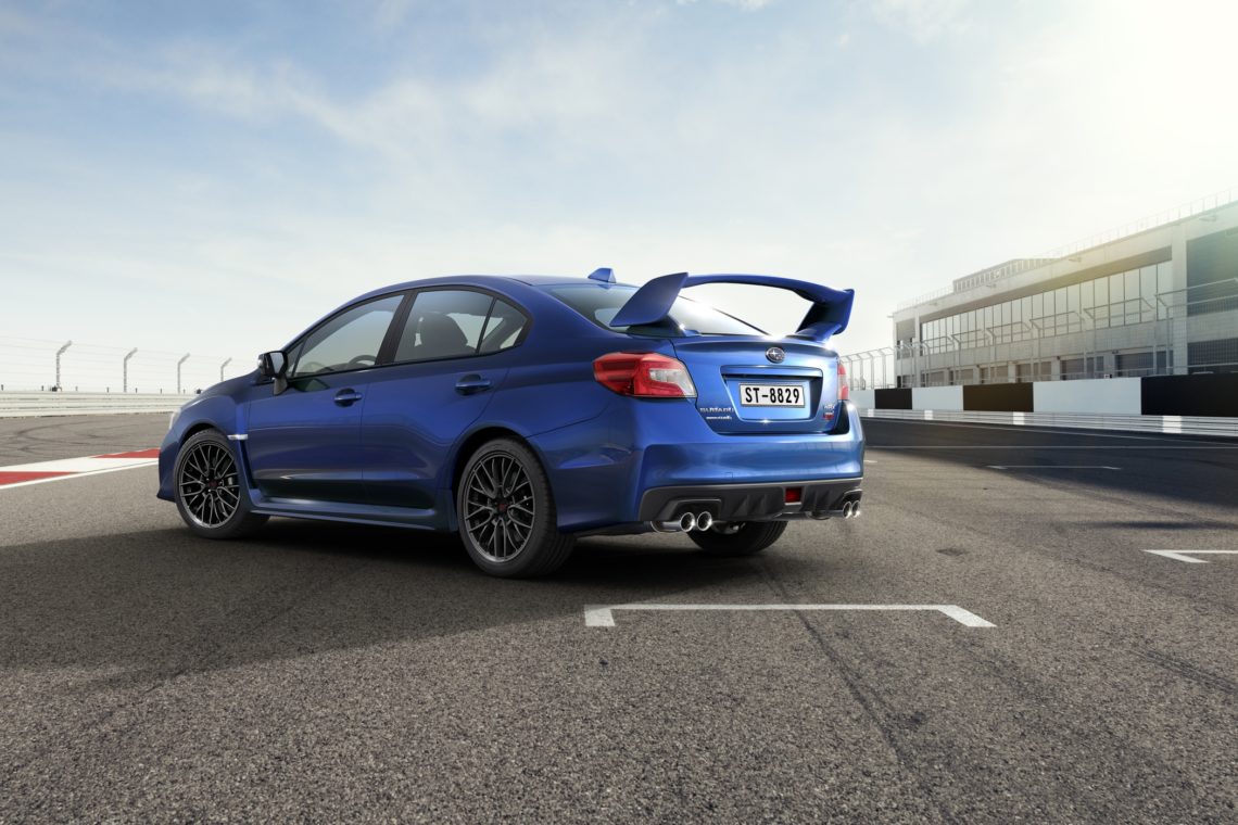 4x4Schweiz. Subaru WRX STI 2014 auf der Rennstrecke