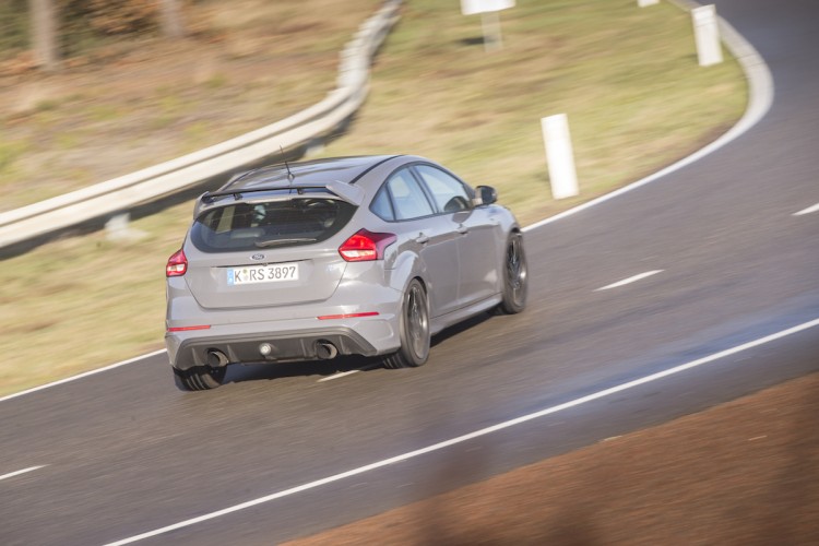 4x4Schweiz Testfahrt im neuen Ford Focus RS auf dem Lommel Proving Ground Belgien