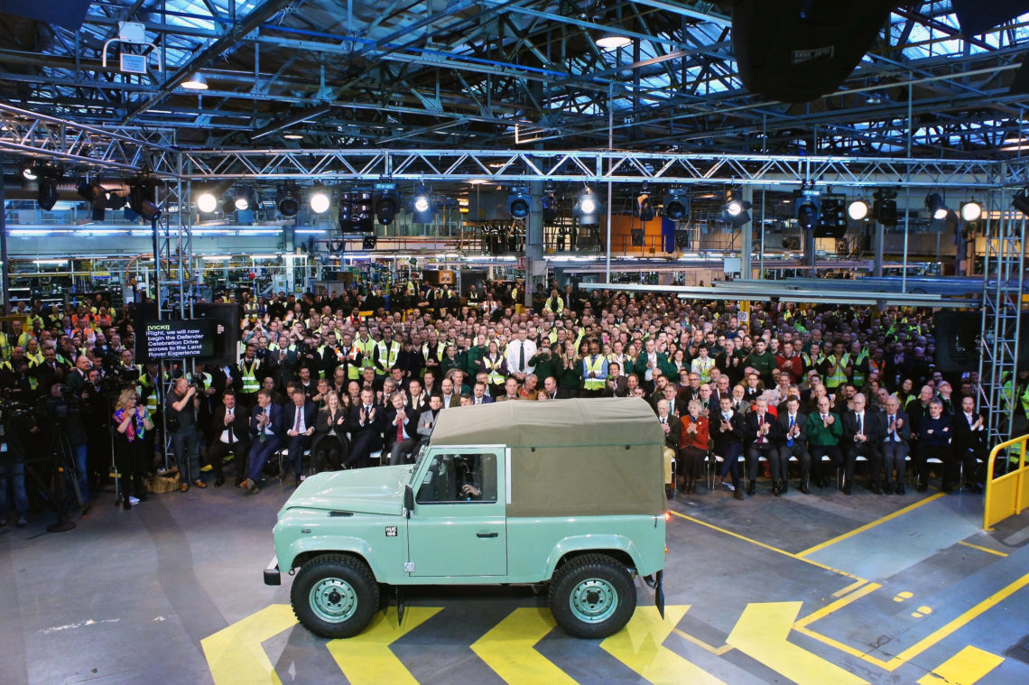 Aus und vorbei nach 2’016’933 Land Rover Defender.