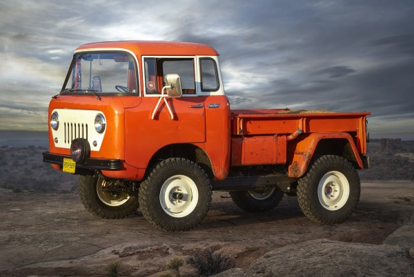 4x4Schweiz-News: Jeep Retro Studie FC 150, Frontansicht