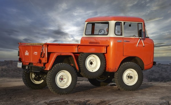 4x4Schweiz-News: Jeep Retro Studie FC 150, Heckansicht