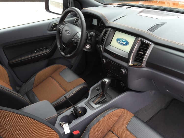 4x4Schweiz-News: der neue Ford Ranger Pick-up, Interior und Cockpit