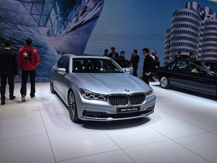 4x4Schweiz-News: Autosalon Genf 2016, BMW 760Li xDrive