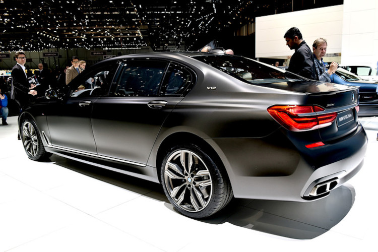 4x4Schweiz-News: Autosalon Genf 2016, BMW 760Li XDrive