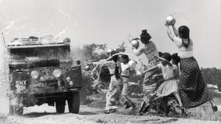 Land Rover: The Oxford & Cambridge Far Eastern Expedition WaterFestival