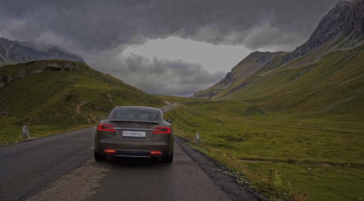 Tesla Model S Roadtrip 2015 Albulapass