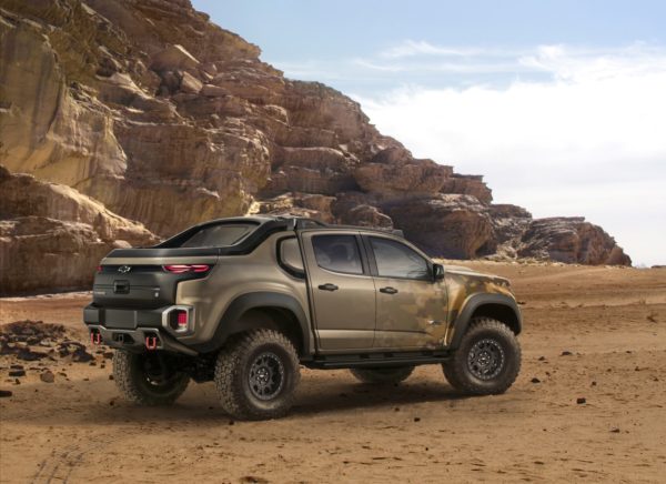 4x4Schweiz: Chevrolet Colorado als selbstversorgende Komandozentrale