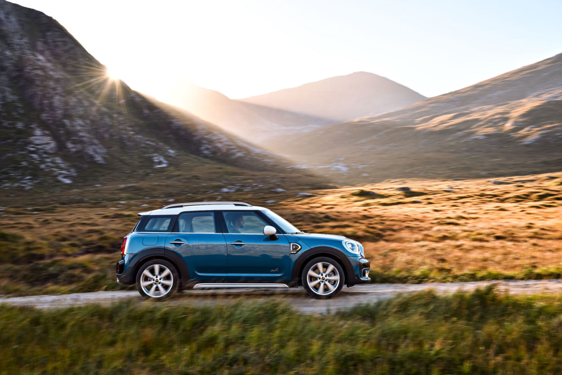 4x4Schweiz-News: Mini Cooper S Countryman ALL4 Seitenansicht