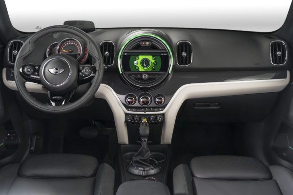 4x4Schweiz-News: Mini Cooper S Countryman ALL4 Cockpit