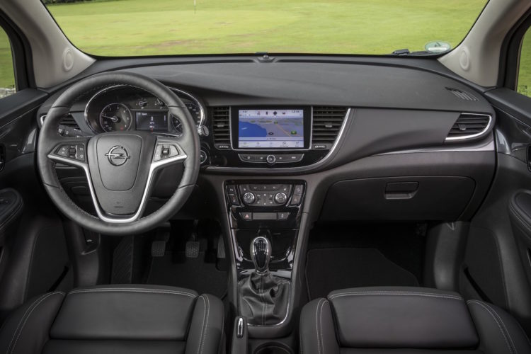 4x4Schweiz-Fahrbericht: Opel Mokka X - Cockpit und Navigation