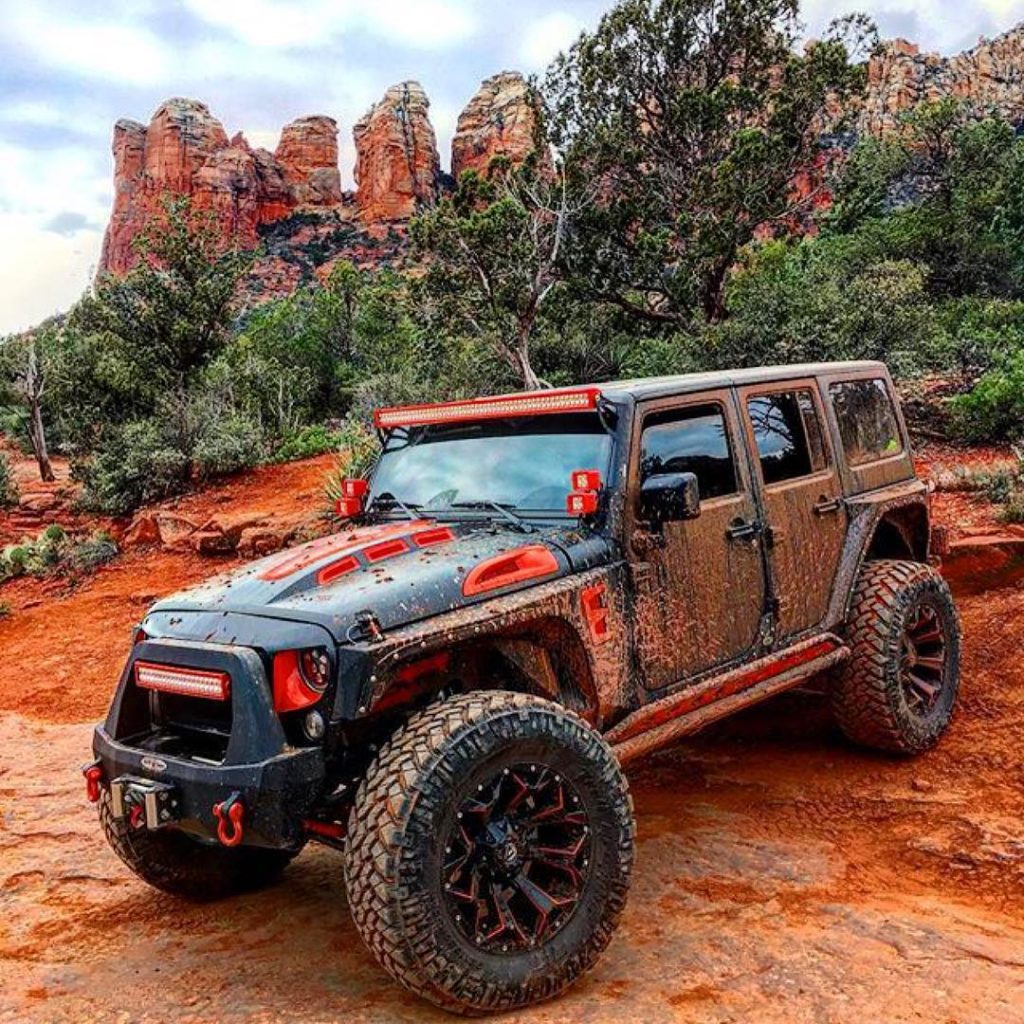 Jeep MuddyMonday