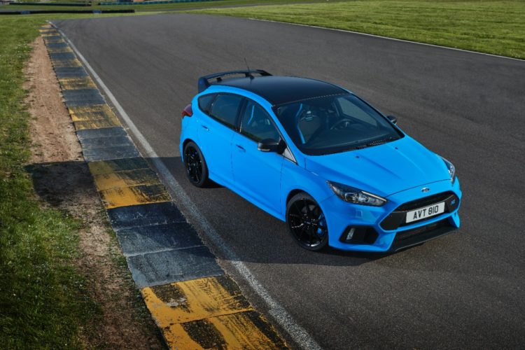 4x4Schweiz-News: Ford Focus RS+ MY18 neu mit mechanischem Sperrdifferential an der Vorderachse und optischen Verbesserungen, wie z.B. schwarzes Dach