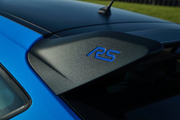 4x4Schweiz-News: Ford Focus RS+ MY18 neu mit mechanischem Sperrdifferential an der Vorderachse und optischen Verbesserungen, wie z.B. RS-Logo auf Flügel