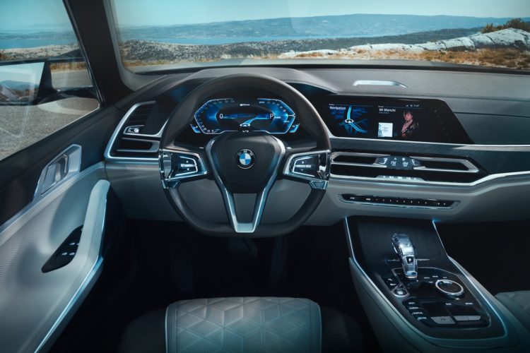 BMW X7 iPerformance Concept Cockpit