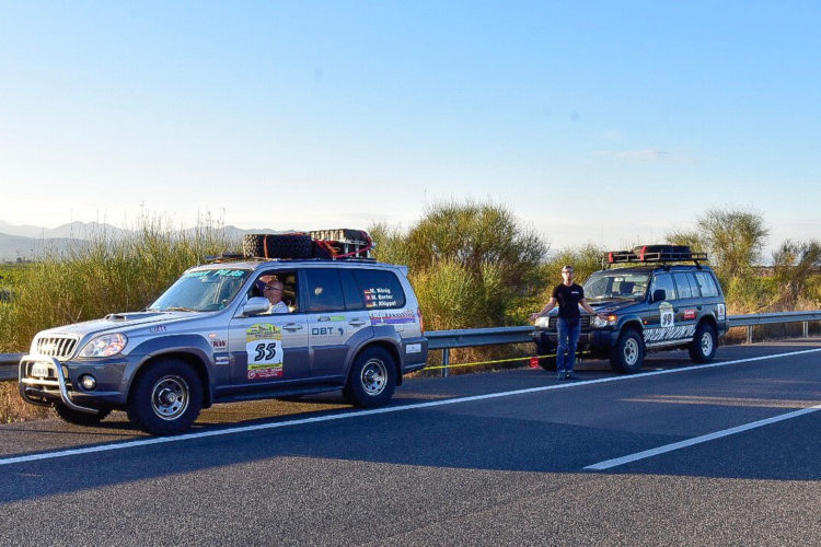 4x4Schweiz-Reportage Budapest-Bamako-Rally: Wir begleiten das Team SafariPur aus Staufen/AG auf der Charity Budapest Bamako-Rally 2018: running out of gas