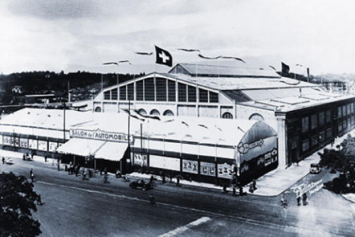 Ausstellungshalle des ersten Genfer Autosalon von aussen