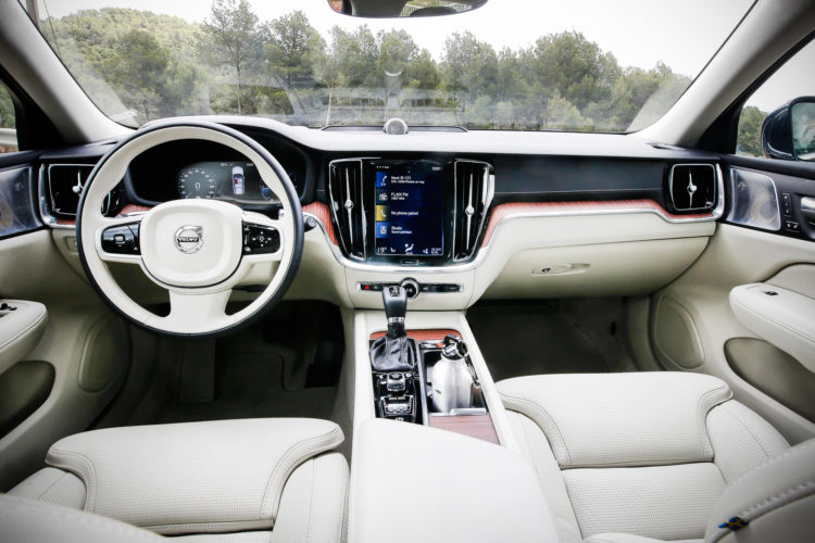 Volvo V60 T6 - Cockpit