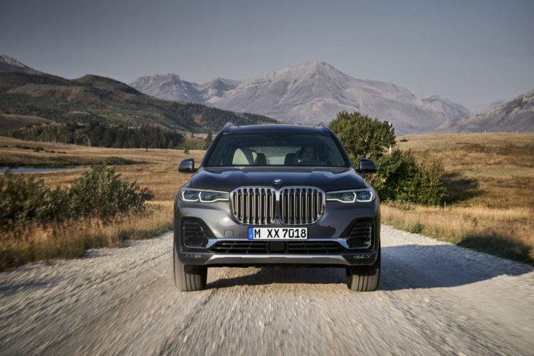 BMW X7 vorne