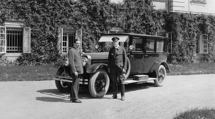 Hispano Suiza front seitlich 