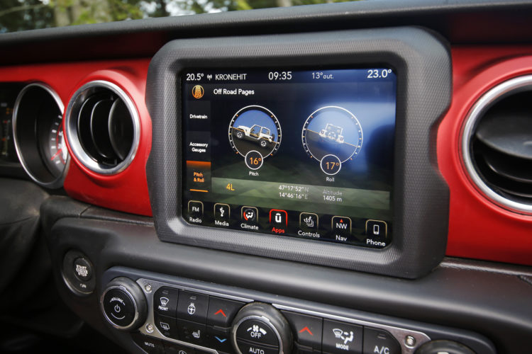 Jeep Wrangler JL Cockpit