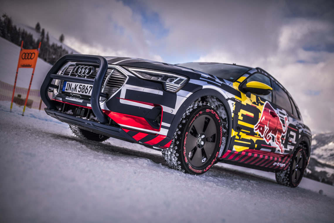 Audi e-tron extreme auf der legendären Streif