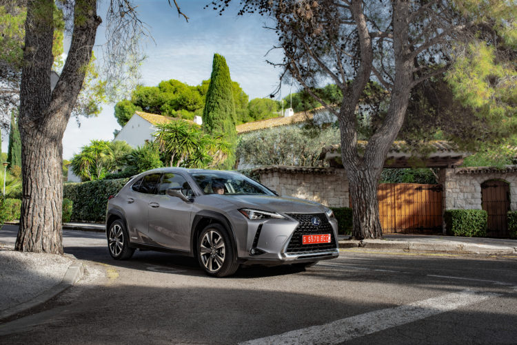 2019_Lexus_UX_250h