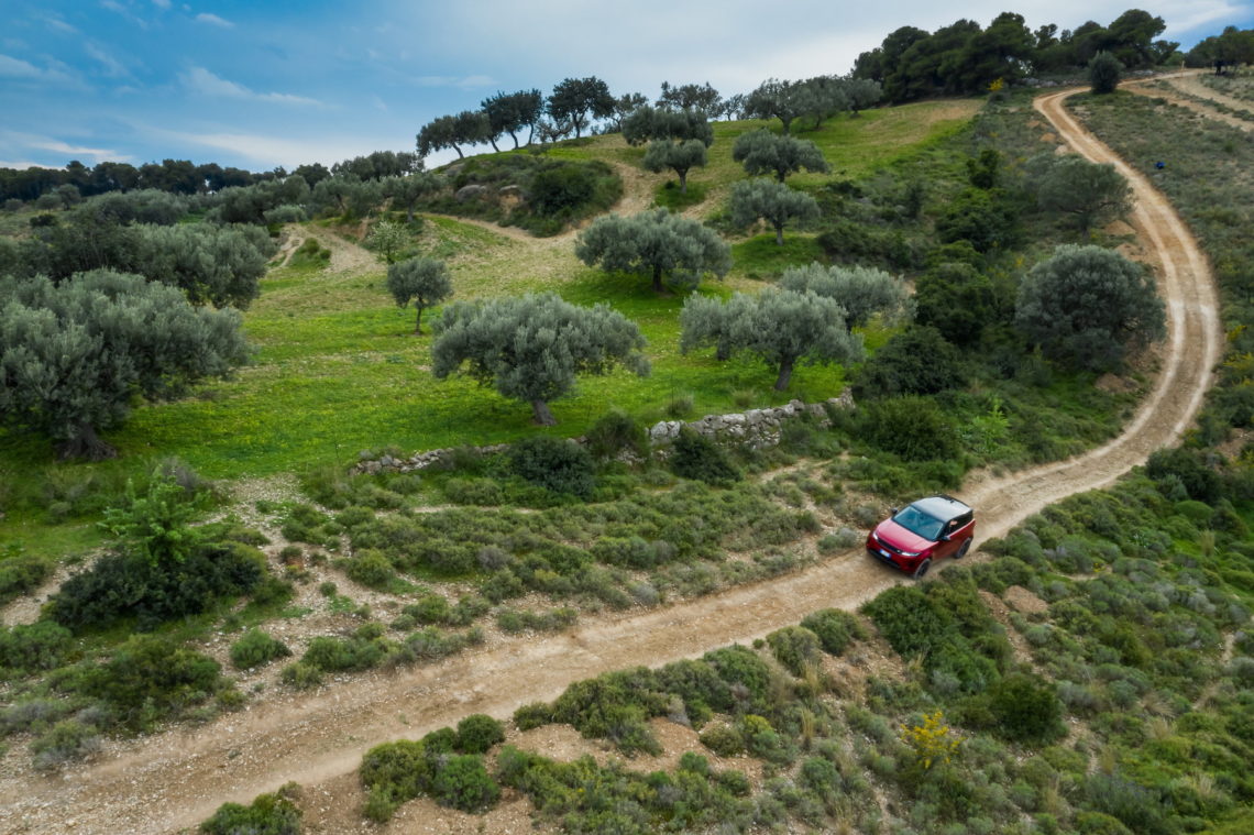 Der neue Range Rover Evoque MY2020 auf Testfahrt in Griechenland: Offroad