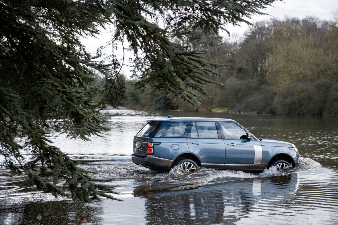 Range Rover P400e Autobiography: Der grüne Lord