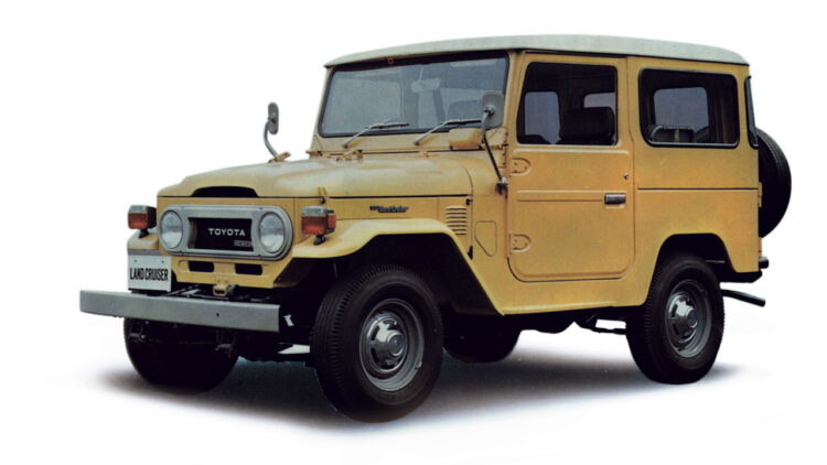 toyota-land-cruiser-40-j4-1978-lightbox