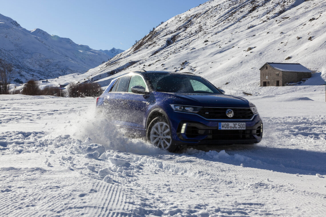 VW Winterfahrtraining Andermatt: VW T-Roc R on Ice