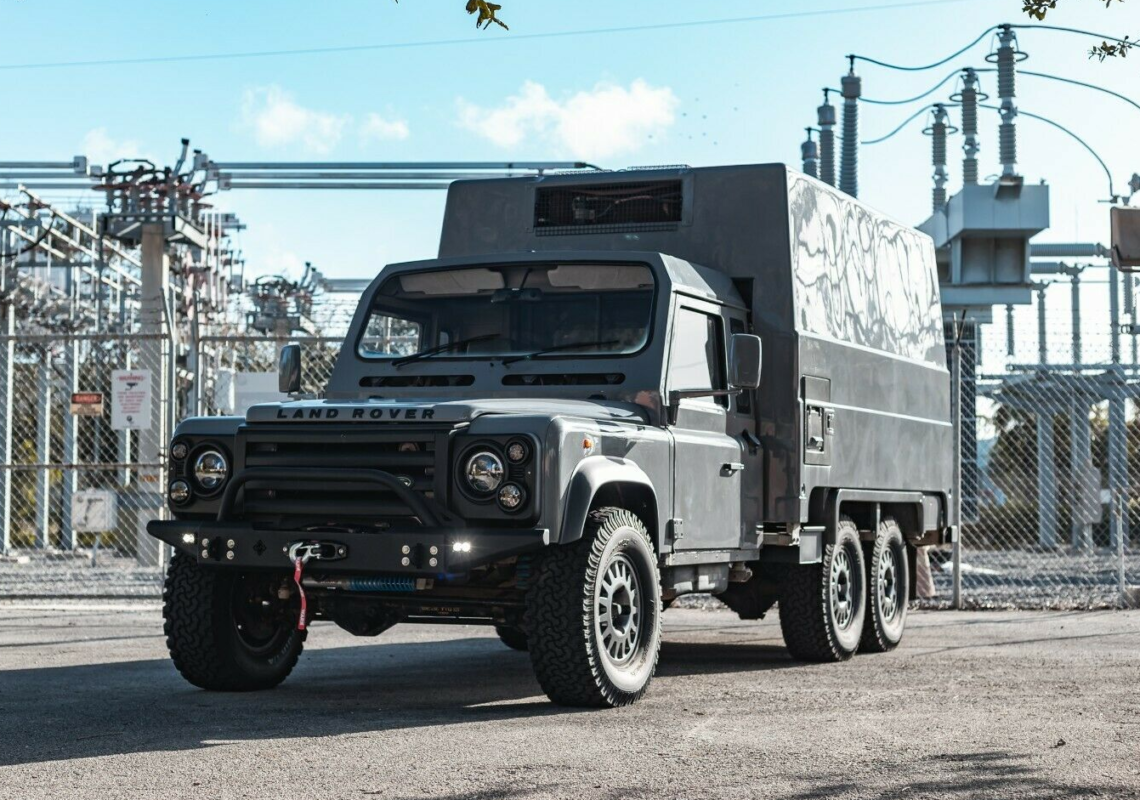 Auf eBay entdeckt: Land Rover Defender 110 6×6 Camper Overlander