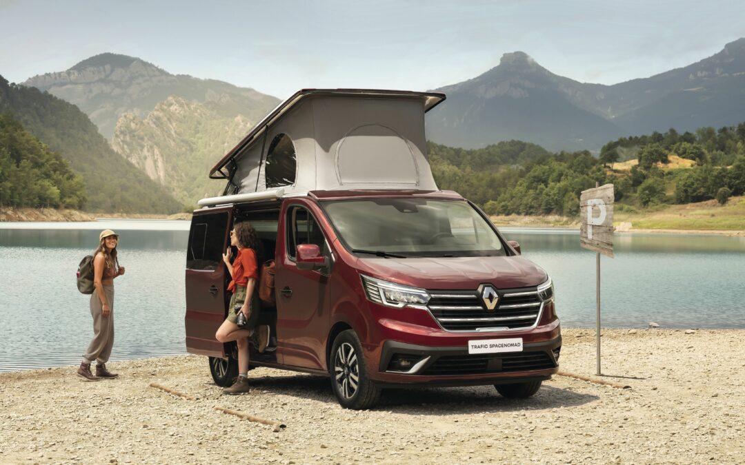 Renault Trafic SpaceNomad, mit Frischluft-Dusche und Ölheizung