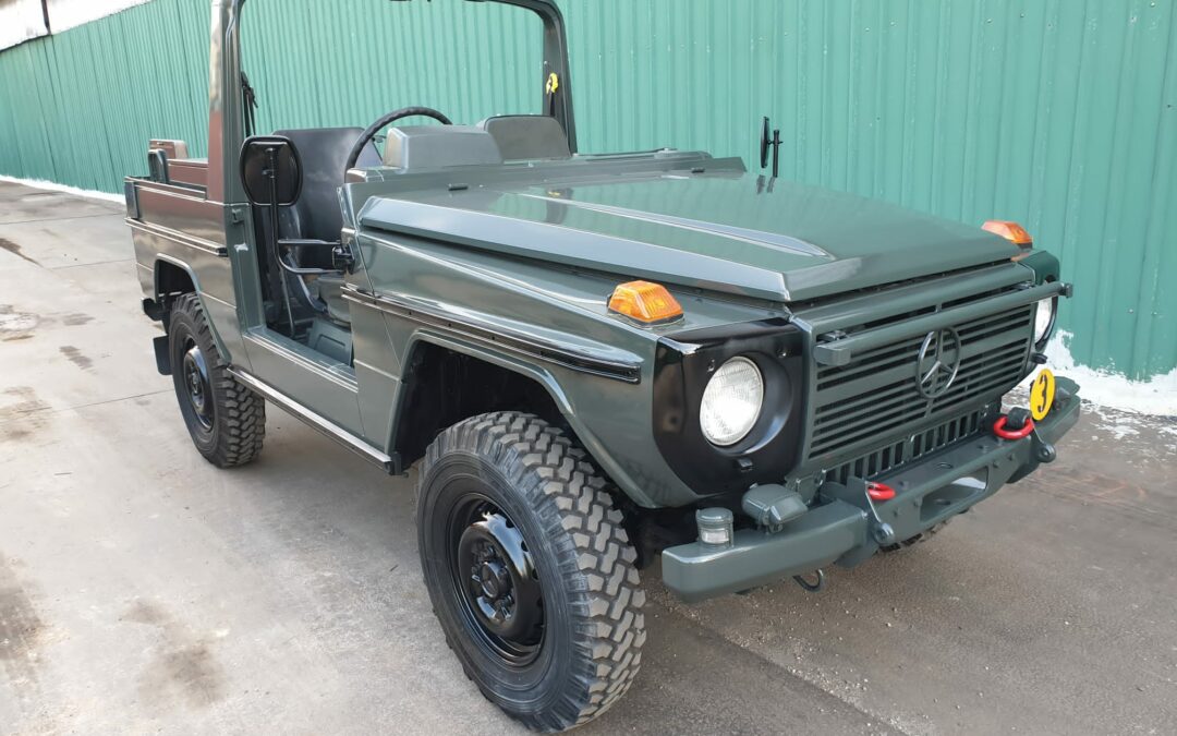 Suche Frontscheibe und Rahmen für 1987 MB G240GD oder ähnlichen Puch-Artikel