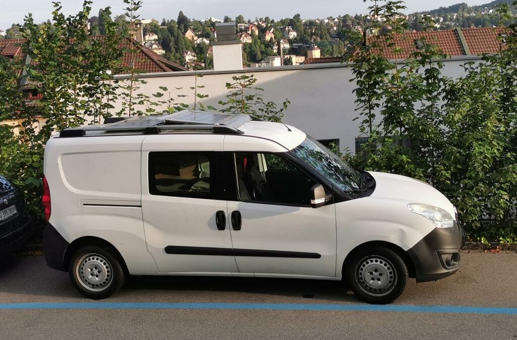 Opel Kombo 1.6 cdi als Camper ausgebaut