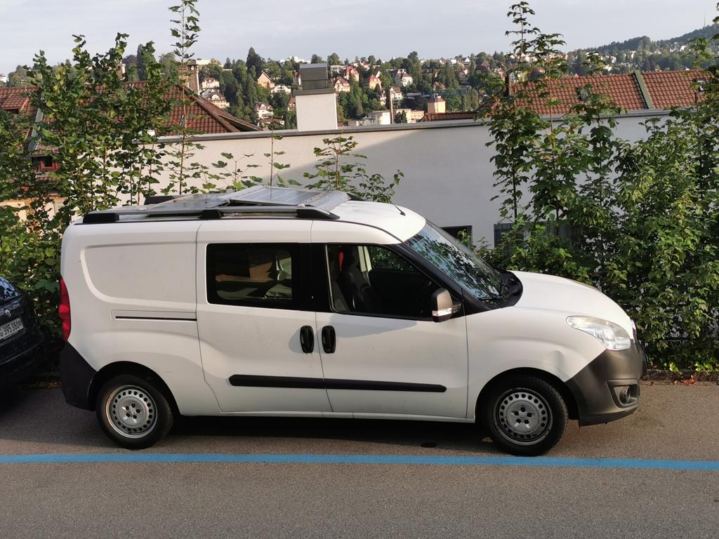 Opel Kombo 1.6 cdi als Camper ausgebaut