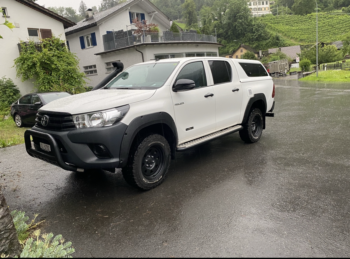 Toyota Hilux