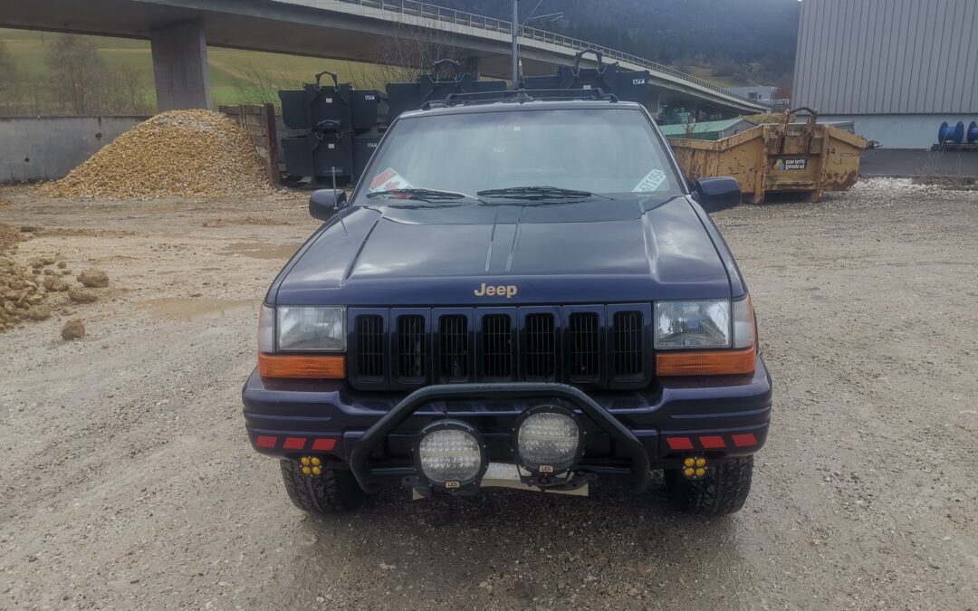 Jeep grand cherokee zj v8 5.2