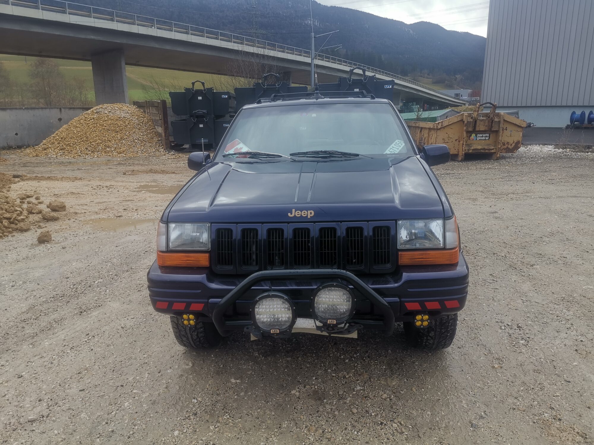 Jeep grand cherokee zj v8 5.2