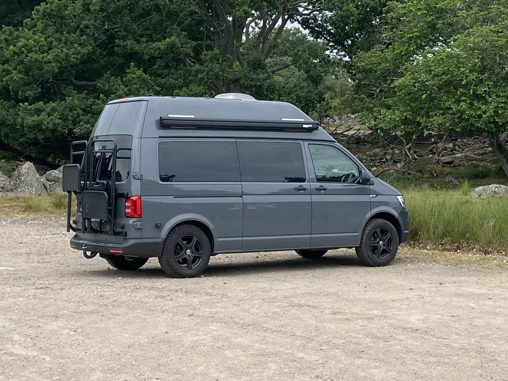 VW T6 Camper, 4×4, Offroad, Langer Radstand, Hochdach, Automatik