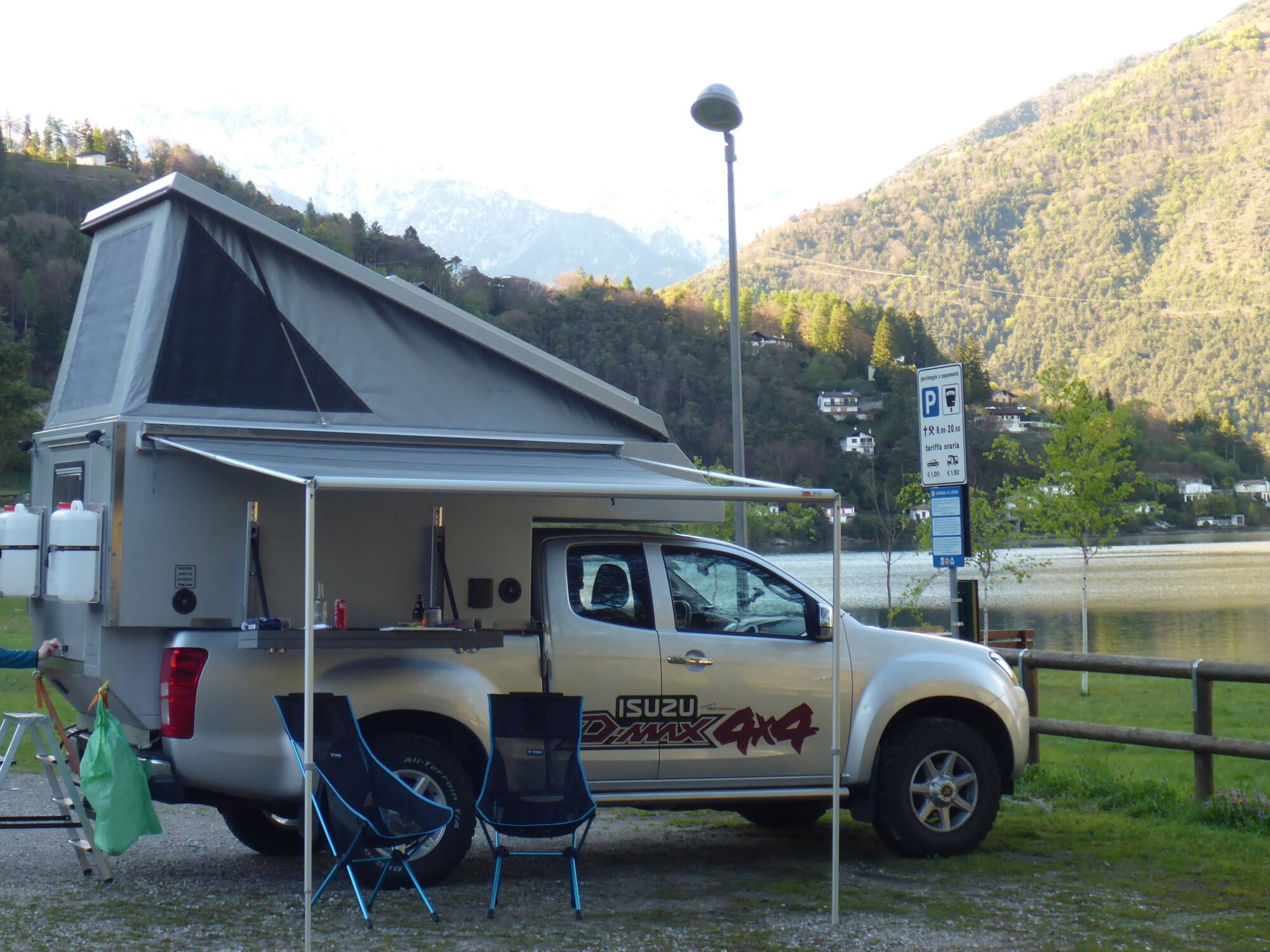 Isuzu D-Max Pick up mit Alu-Wohnkabine