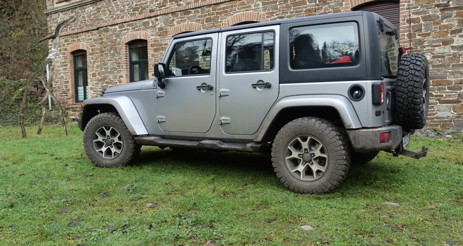 Jeep Wrangler Unlimited  CRD, sehr guter Zustand - 4x4Schweiz