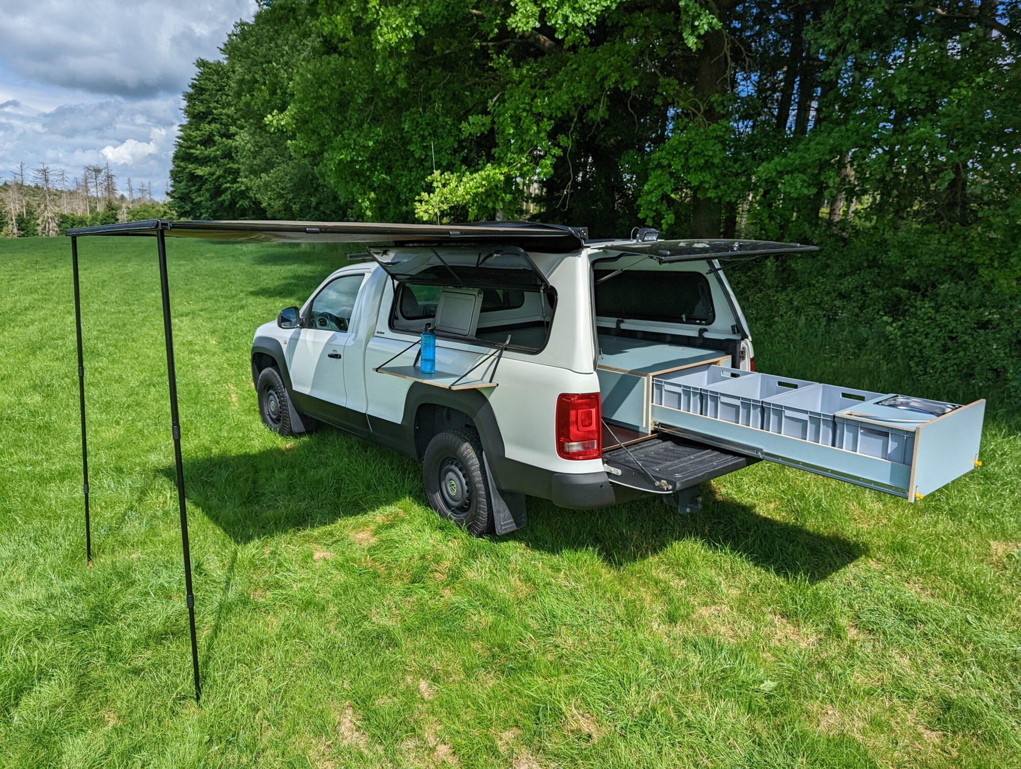 Volkswagen VW Amarok Camper Autark 4×4 neuer Ausbau